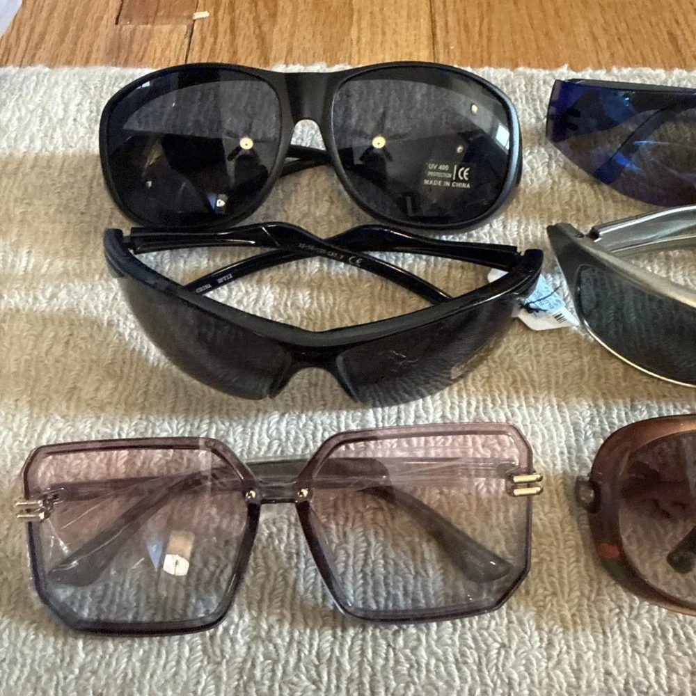 Wholesale Lot 27 Pairs New Sunglasses- Men's, Women's KidsAll 27 pairs included